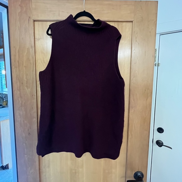 100% Merino Wool Sweater - Picture 3 of 5